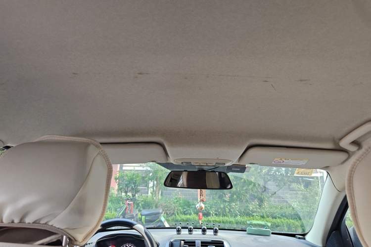 Used Ford Escort 2015 1.5L Manual Comfort Model Headliner