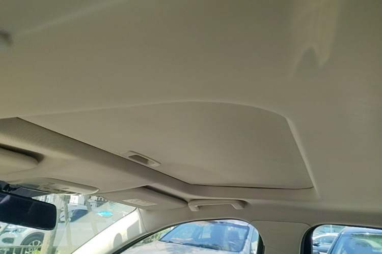 Used Ford Escort 2015 1.5L Automatic Fashion Model Headliner