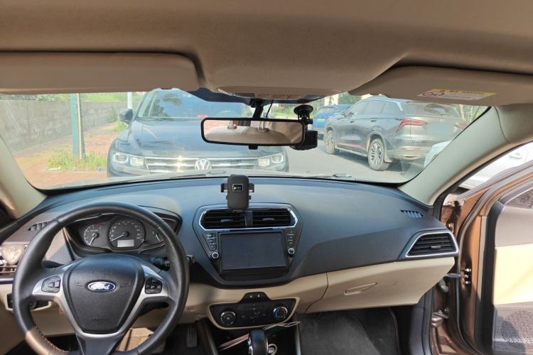 Used Ford Escort 2015 1.5L Automatic Comfort Edition Headliner