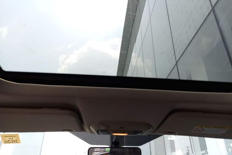 Used Ford Escort 2015 1.5L Automatic Fashion Model Headliner