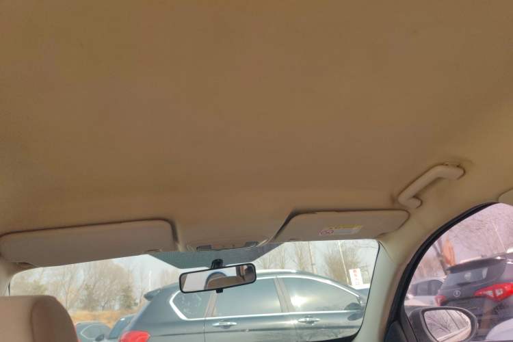 Used Ford Escort 2015 1.5L Automatic Comfort Edition Headliner