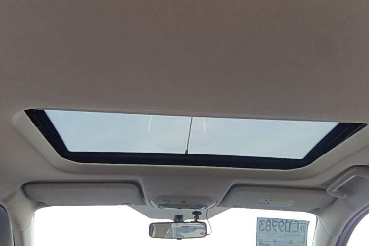 Used Ford Escort 2015 1.5L Automatic Fashion Model Headliner