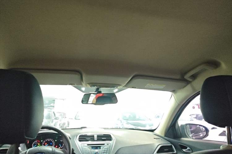 Used Ford Escort 2015 1.5L Manual Comfort Model Headliner