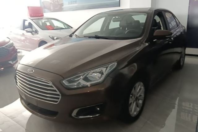 Used Ford Escort 2015 1.5L Automatic Fashion Model