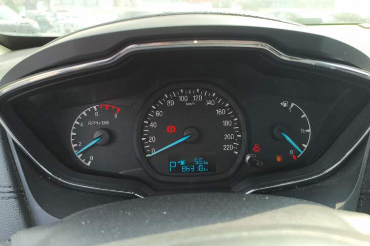 Used Ford Escort 2015 1.5L Automatic Fashion Model Instrument Cluster