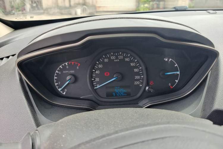 Used Ford Escort 2015 1.5L Manual Comfort Model Instrument Cluster