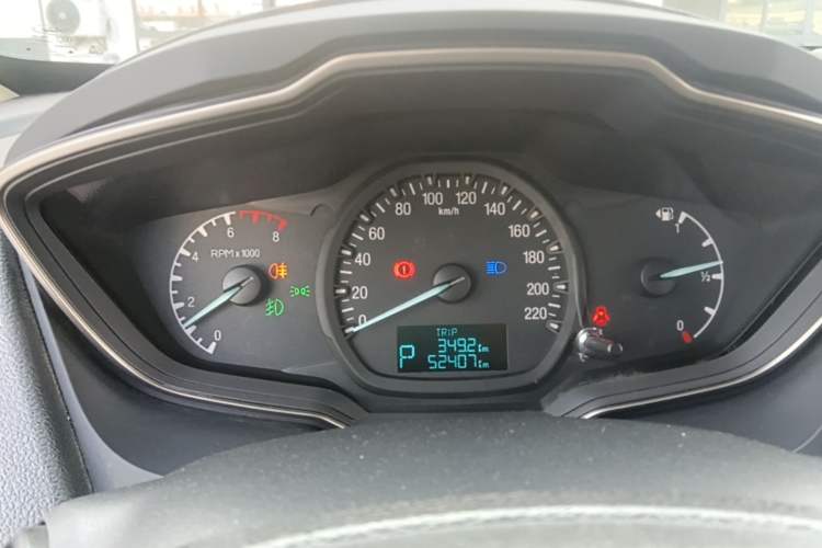 Used Ford Escort 2015 1.5L Automatic Comfort Edition Instrument Cluster