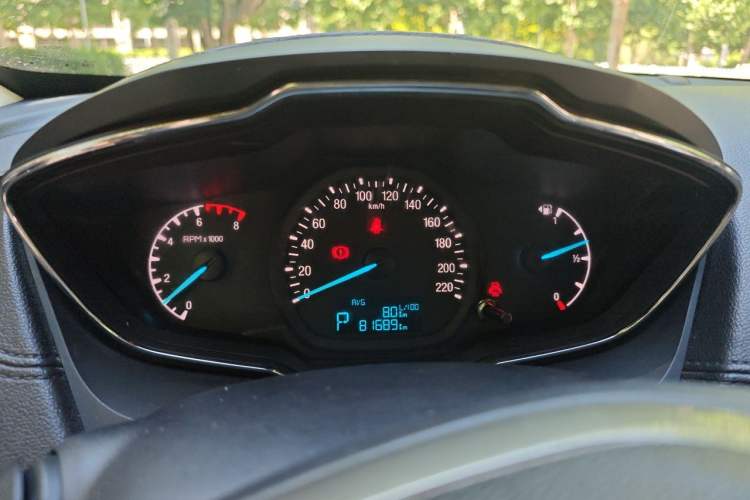 Used Ford Escort 2015 1.5L Automatic Fashion Model Instrument Cluster
