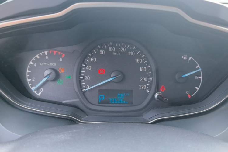 Used Ford Escort 2015 1.5L Automatic Comfort Edition Instrument Cluster
