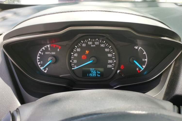 Used Ford Escort 2015 1.5L Manual Comfort Model Instrument Cluster