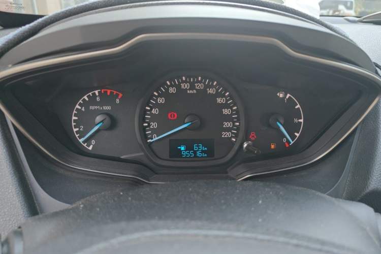 Used Ford Escort 2015 1.5L Manual Comfort Model Instrument Cluster