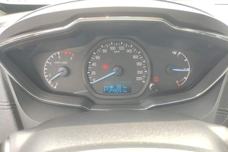 Used Ford Escort 2015 1.5L Automatic Fashion Model Instrument Cluster