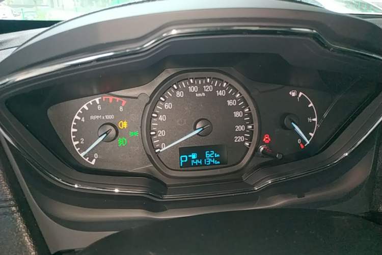 Used Ford Escort 2015 1.5L Automatic Fashion Model Instrument Cluster