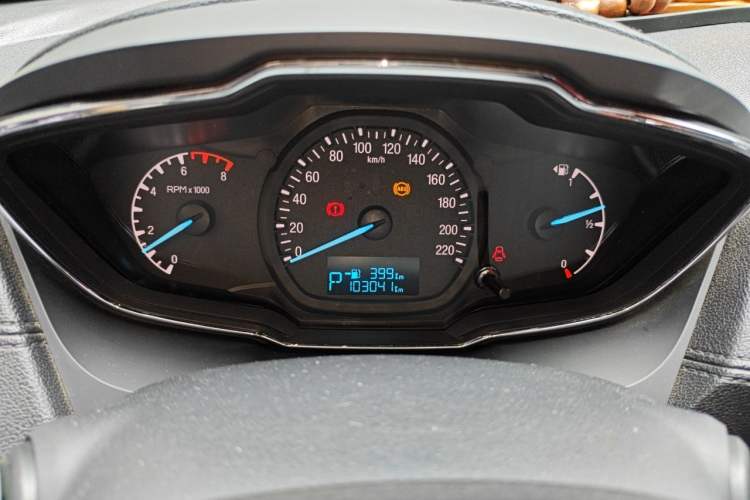 Used Ford Escort 2015 1.5L Automatic Fashion Model Instrument Cluster