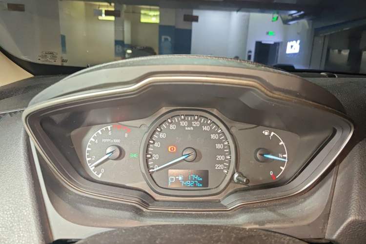 Used Ford Escort 2015 1.5L Automatic Comfort Edition Instrument Cluster