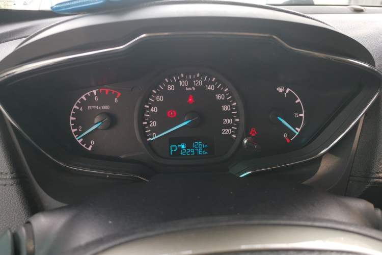 Used Ford Escort 2015 1.5L Automatic Fashion Model Instrument Cluster