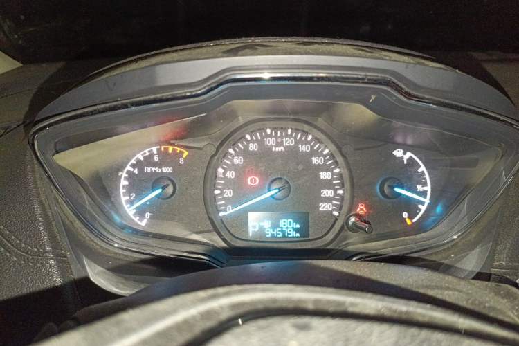 Used Ford Escort 2015 1.5L Automatic Fashion Model Instrument Cluster