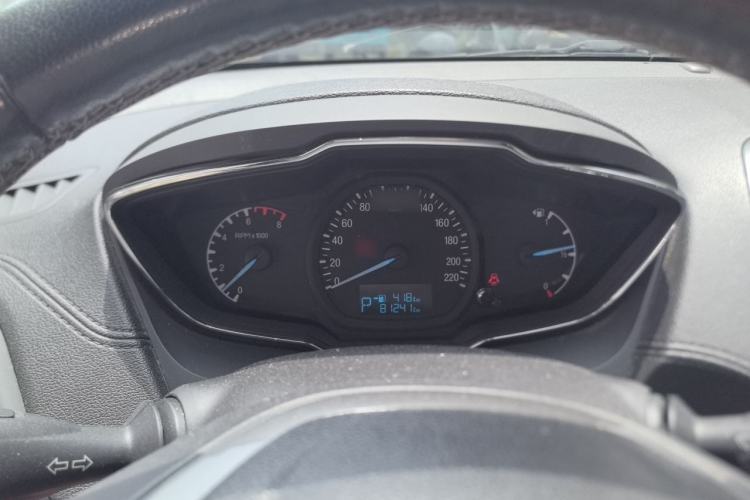 Used Ford Escort 2015 1.5L Automatic Fashion Model Instrument Cluster
