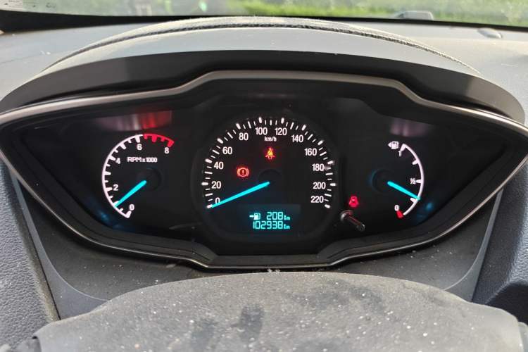 Used Ford Escort 2015 1.5L Manual Comfort Model Instrument Cluster