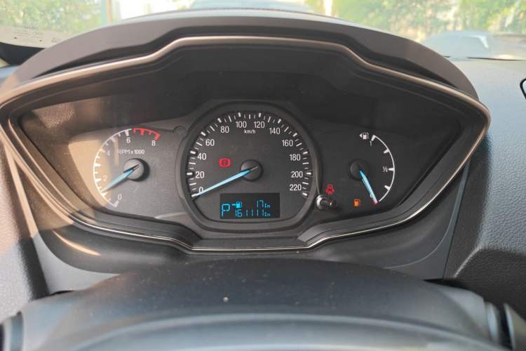 Used Ford Escort 2015 1.5L Automatic Comfort Edition Instrument Cluster