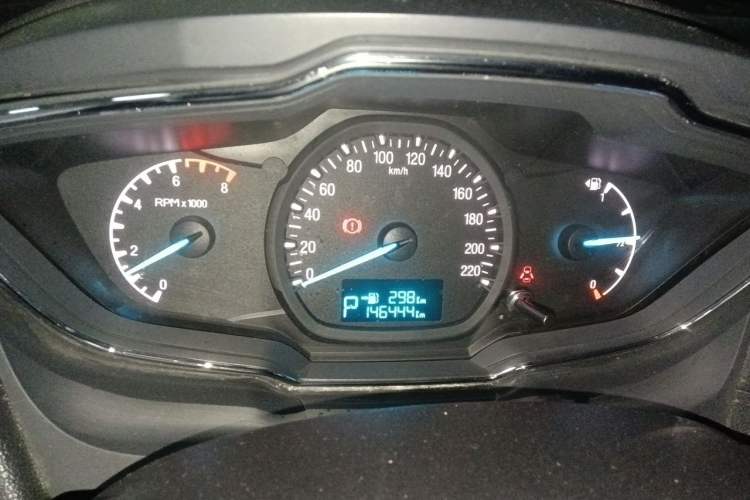 Used Ford Escort 2015 1.5L Automatic Fashion Model Instrument Cluster