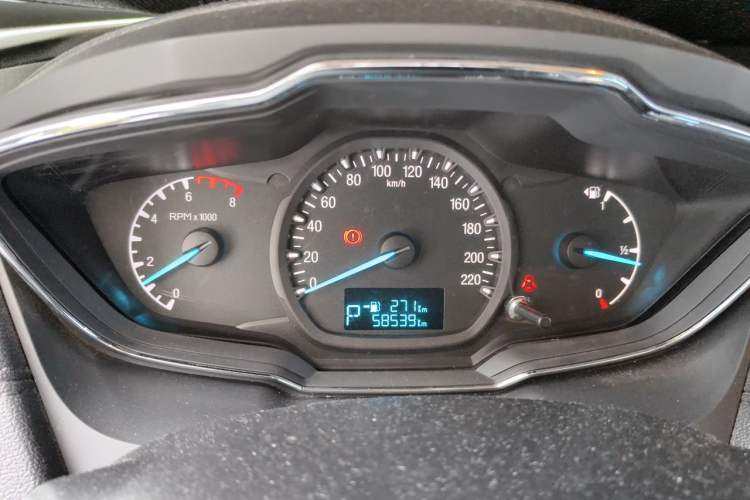 Used Ford Escort 2015 1.5L Automatic Fashion Model Instrument Cluster