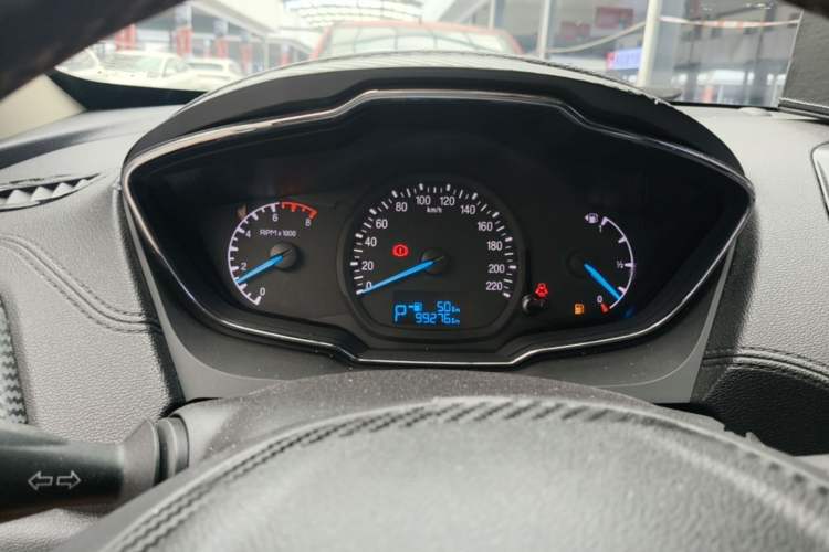 Used Ford Escort 2015 1.5L Automatic Fashion Model Instrument Cluster