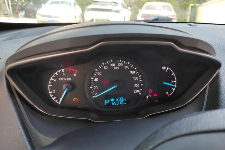 Used Ford Escort 2015 1.5L Automatic Comfort Edition Instrument Cluster