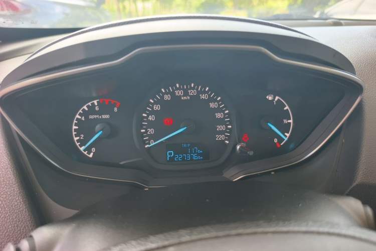 Used Ford Escort 2015 1.5L Automatic Comfort Edition Instrument Cluster