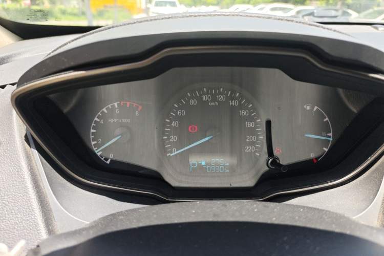 Used Ford Escort 2015 1.5L Automatic Comfort Edition Instrument Cluster
