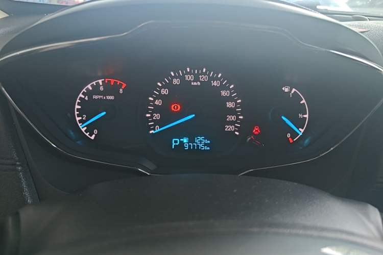 Used Ford Escort 2015 1.5L Automatic Fashion Model Instrument Cluster