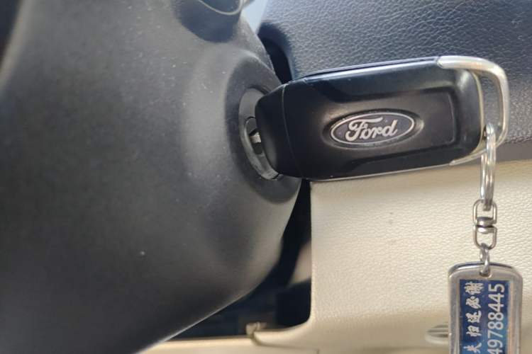Used Ford Escort 2015 1.5L Automatic Comfort Edition Interior 1