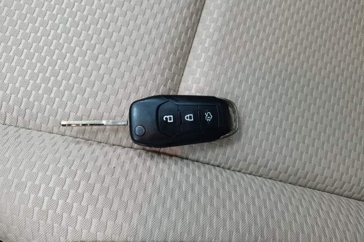 Used Ford Escort 2015 1.5L Manual Comfort Model Interior 1
