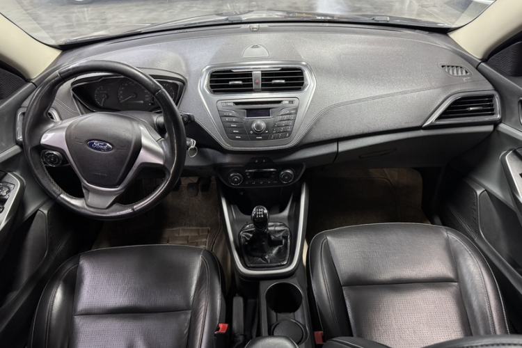 Used Ford Escort 2015 1.5L Manual Fashion Edition Interior 1