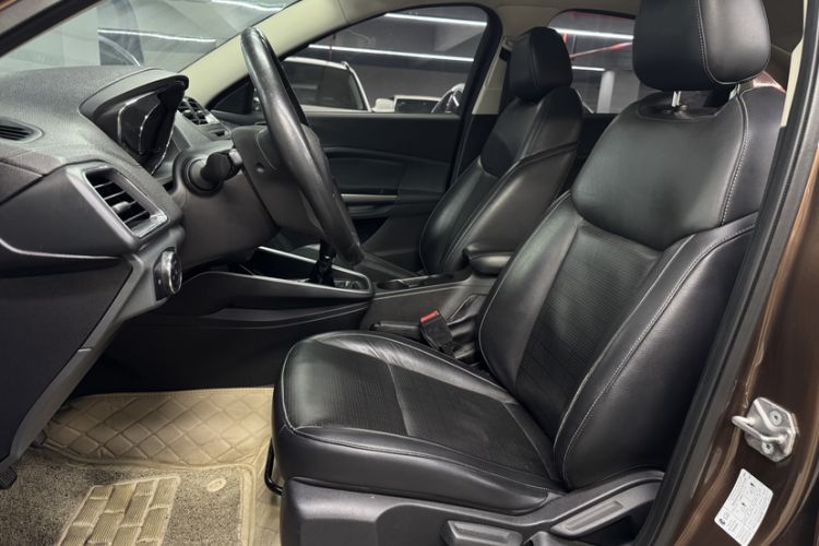 Used Ford Escort 2015 1.5L Manual Fashion Edition Interior 2