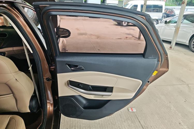 Used Ford Escort 2015 1.5L Automatic Fashion Model Interior 3