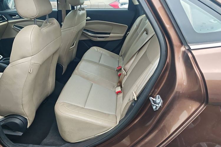 Used Ford Escort 2015 1.5L Automatic Fashion Model Interior 4