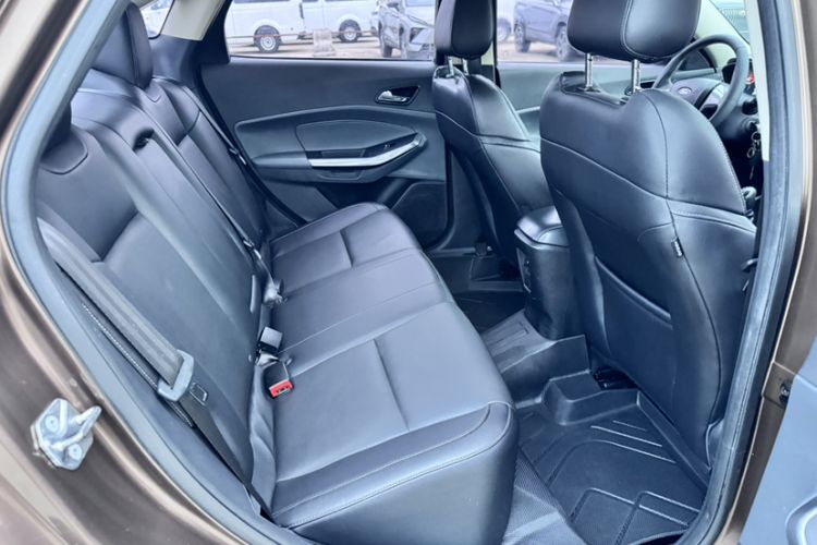 Used Ford Escort 2015 1.5L Manual Fashion Edition Interior 4