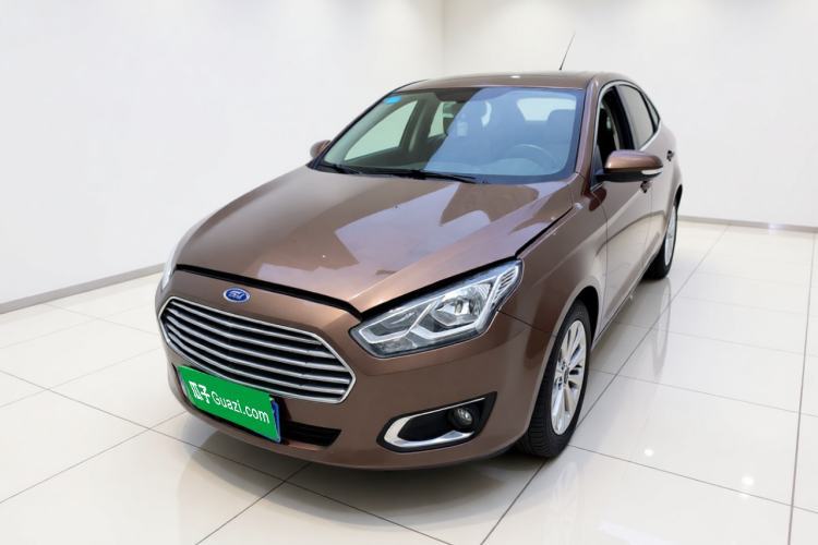Gebrauchter Ford Escort 2015 1.5L Automatic Fashion Model Guazi used car, China used car export, Used car for sale, Used  cars, Cheapest cars for sale