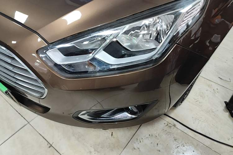 Used Ford Escort 2015 1.5L Automatic Fashion Model Left Front Headlight