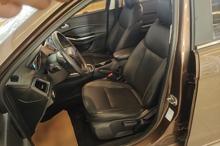 Used Ford Escort 2015 1.5L Automatic Fashion Model Left Front Seat