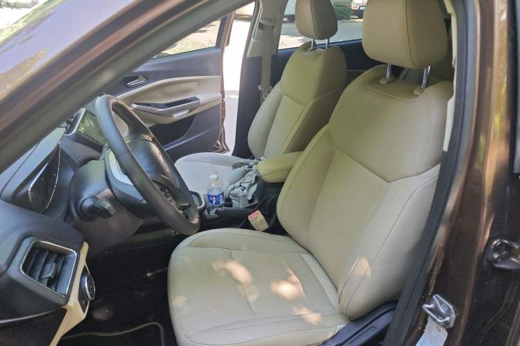 Used Ford Escort 2015 1.5L Automatic Fashion Model Left Front Seat