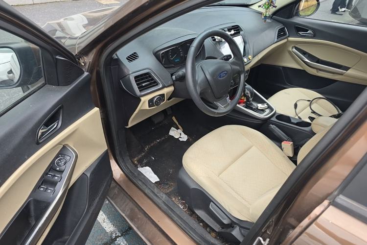 Used Ford Escort 2015 1.5L Automatic Comfort Edition Left Front Seat