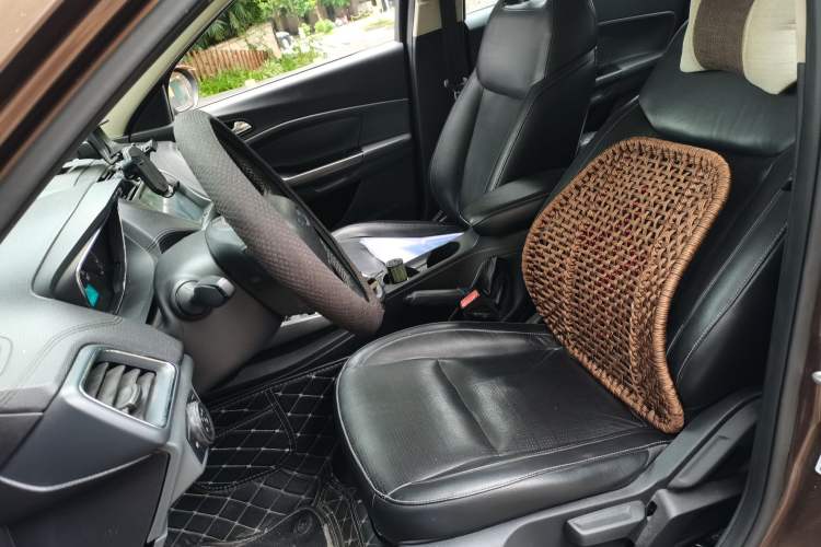 Used Ford Escort 2015 1.5L Automatic Fashion Model Left Front Seat