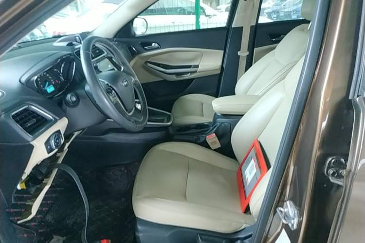 Used Ford Escort 2015 1.5L Automatic Fashion Model Left Front Seat