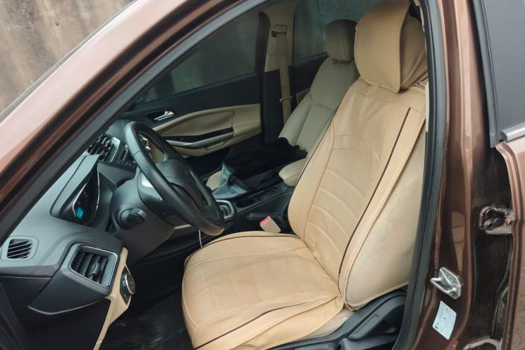Used Ford Escort 2015 1.5L Manual Fashion Edition Left Front Seat