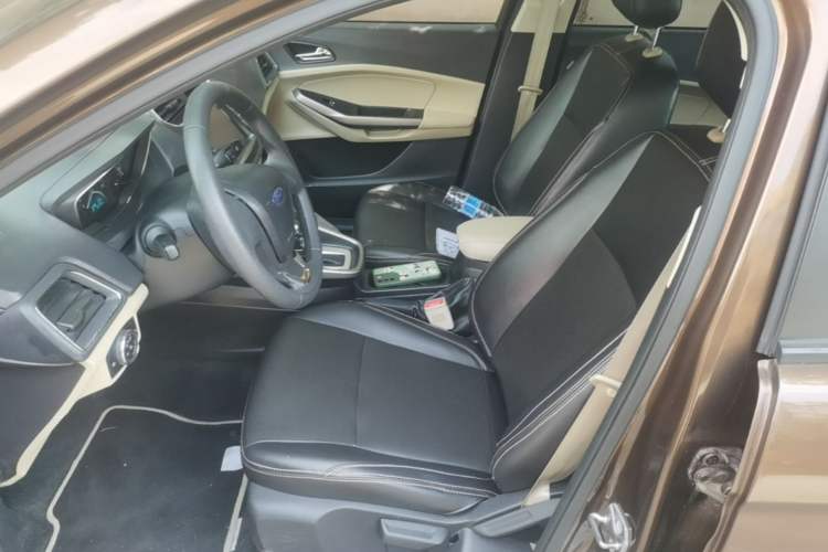 Used Ford Escort 2015 1.5L Automatic Comfort Edition Left Front Seat