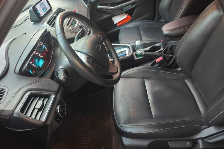 Used Ford Escort 2015 1.5L Automatic Fashion Model Left Front Seat