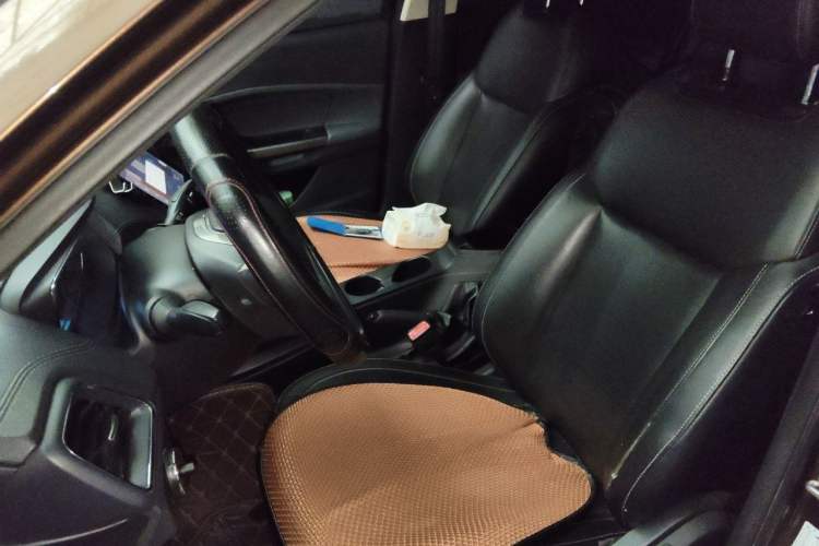 Used Ford Escort 2015 1.5L Automatic Fashion Model Left Front Seat