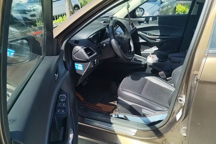 Used Ford Escort 2015 1.5L Automatic Fashion Model Left Front Seat